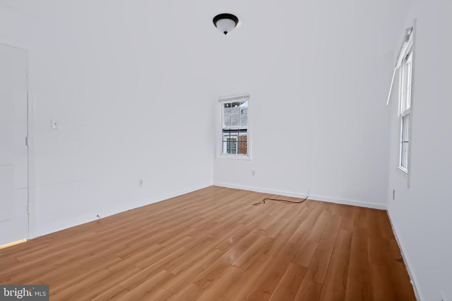 9827 Town Ln Property Photo 17