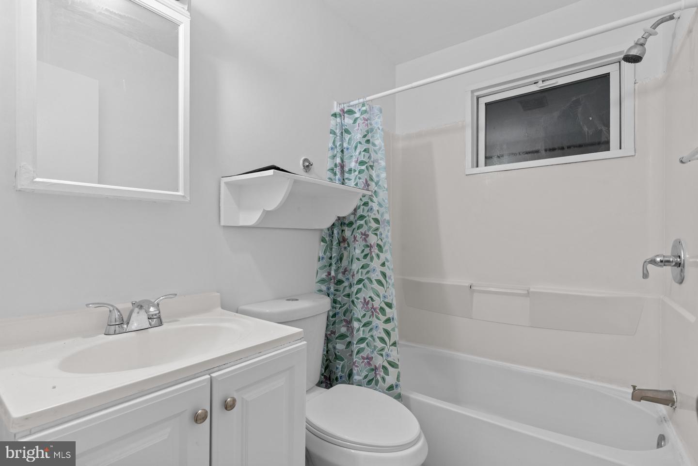 9827 Town Ln Property Photo 18