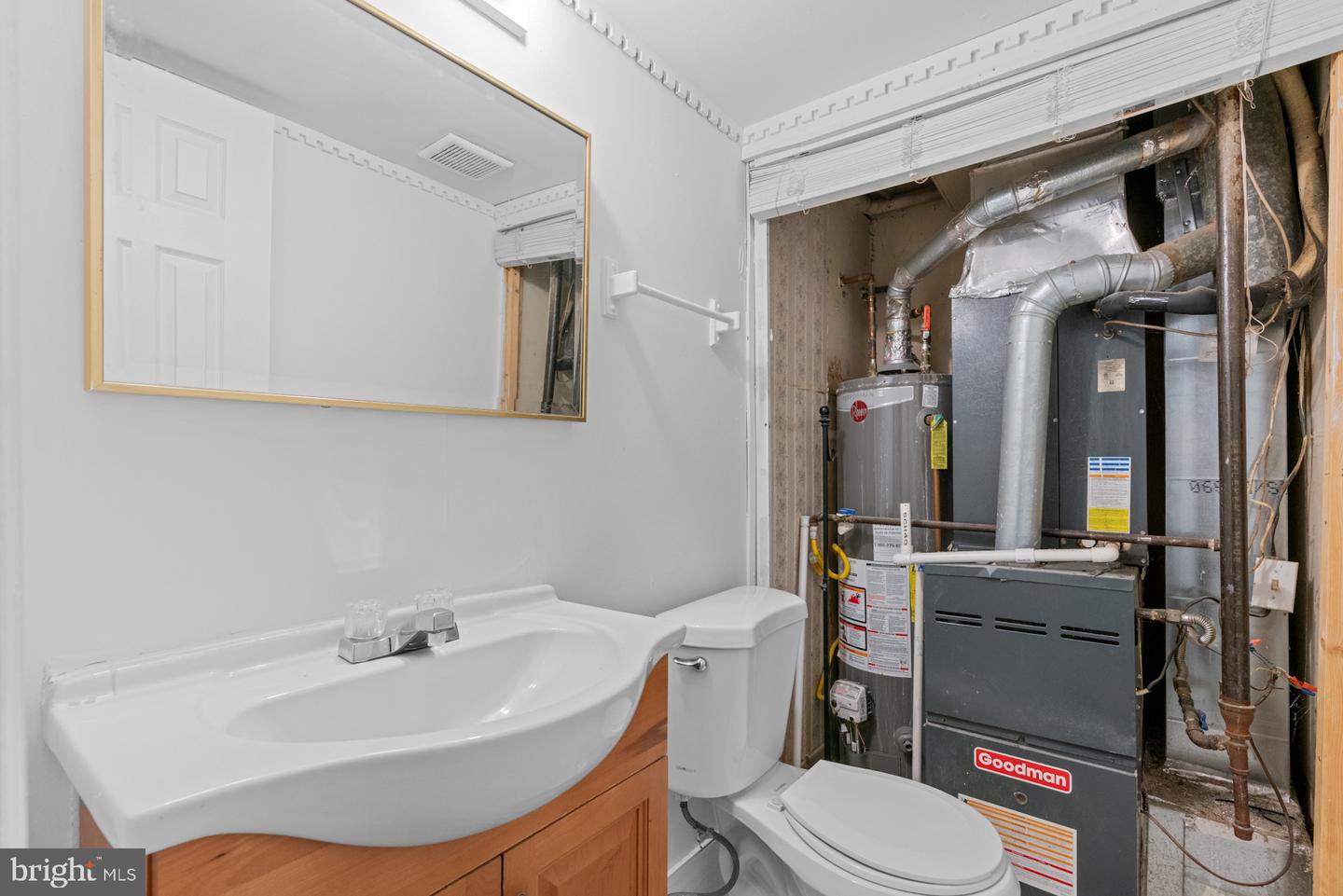 9827 Town Ln Property Photo 19