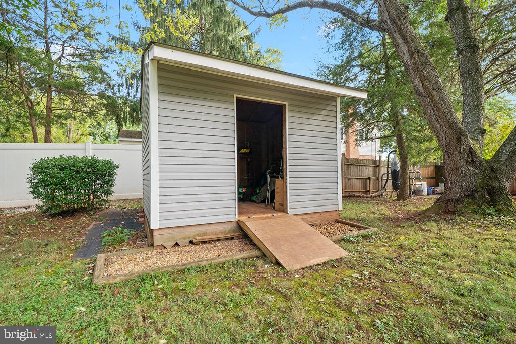 8705 Jackson Ave Property Photo 48