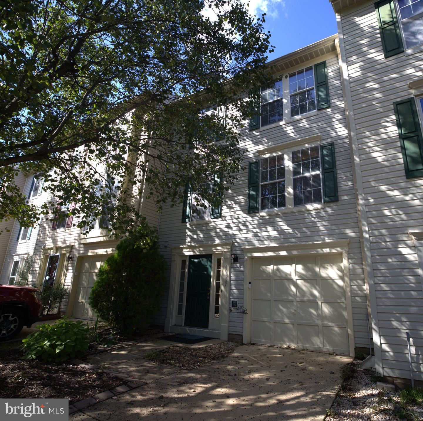 10327 OCONNELL CT Property Photo 1