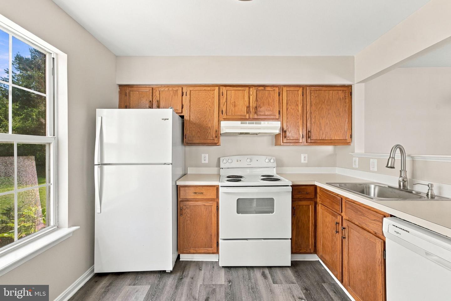 9454 Scarlet Oak Dr Property Photo 11