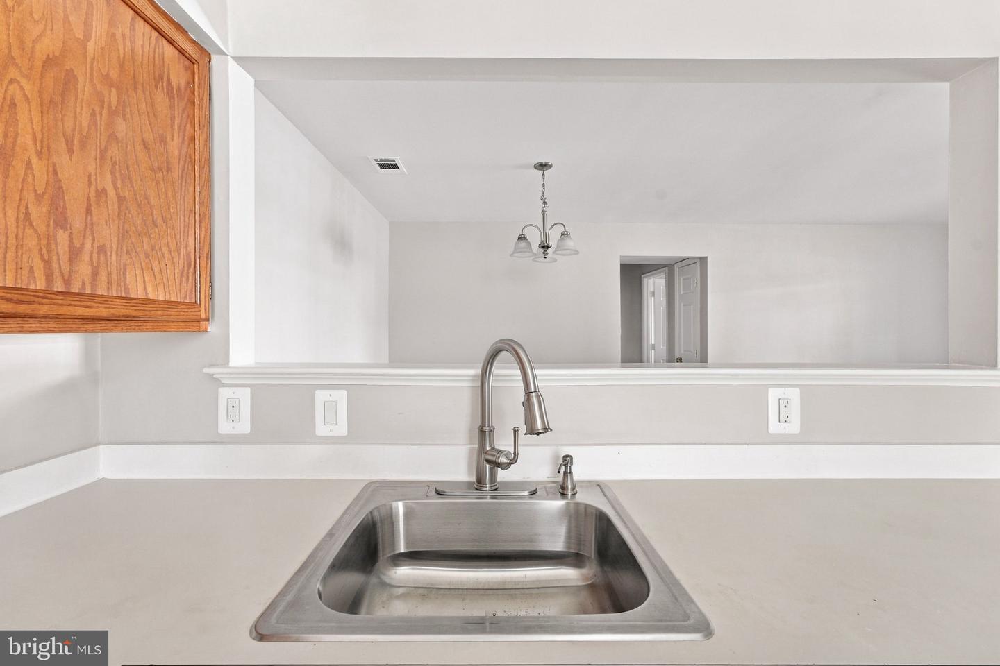 9454 Scarlet Oak Dr Property Photo 13