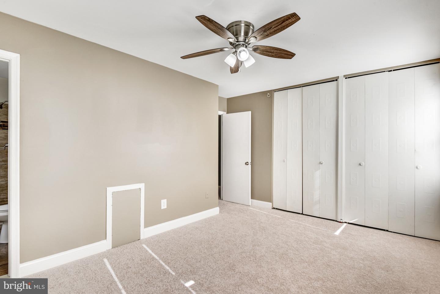 9337 Taney Rd Property Photo 17