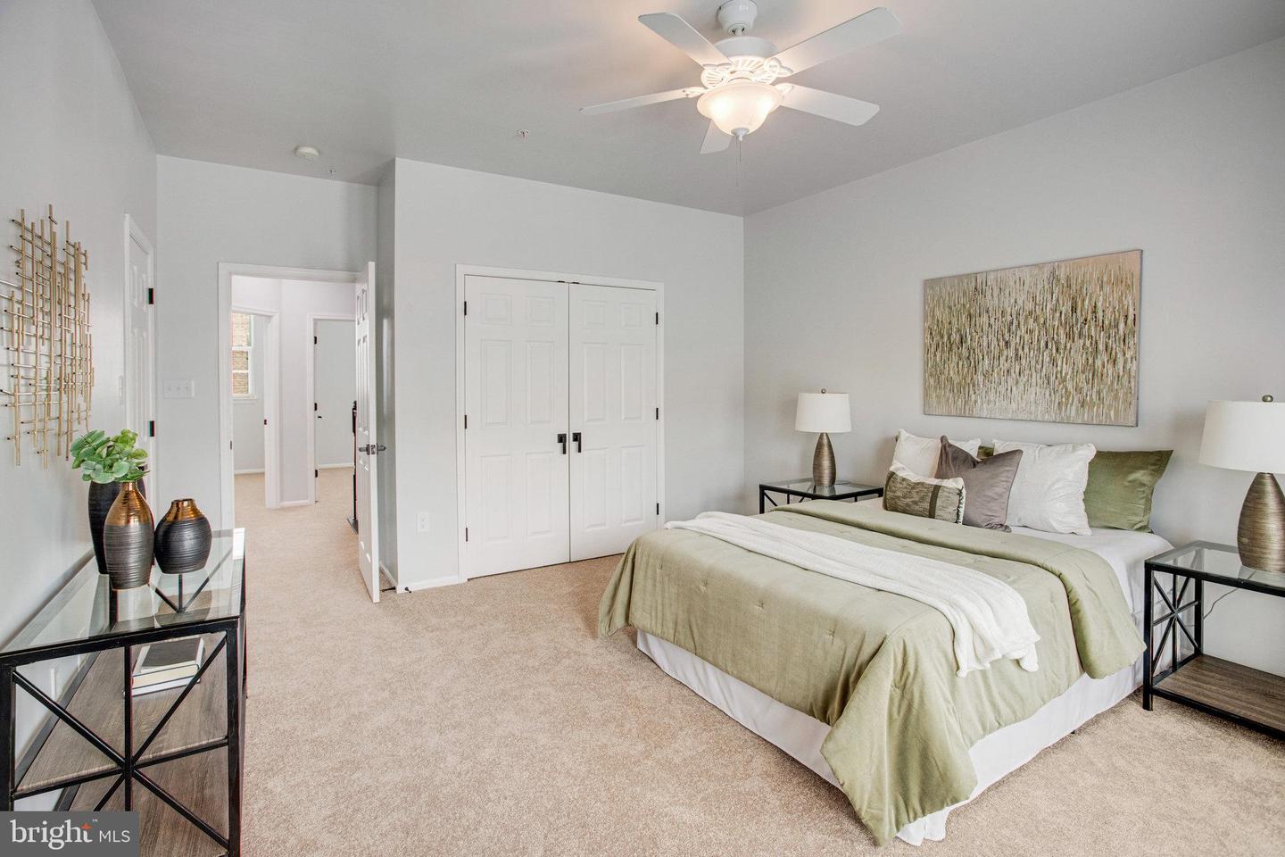9511 Walker Way Property Photo 18