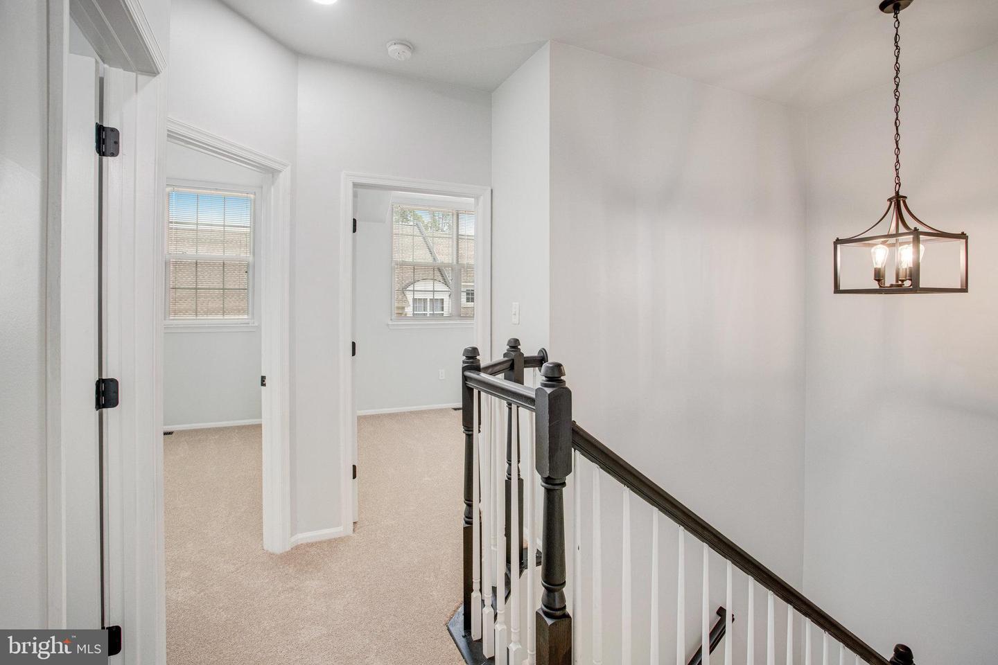 9511 Walker Way Property Photo 23
