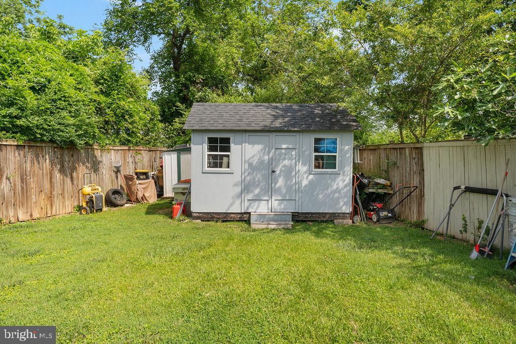 112 Polk Dr Property Photo 36