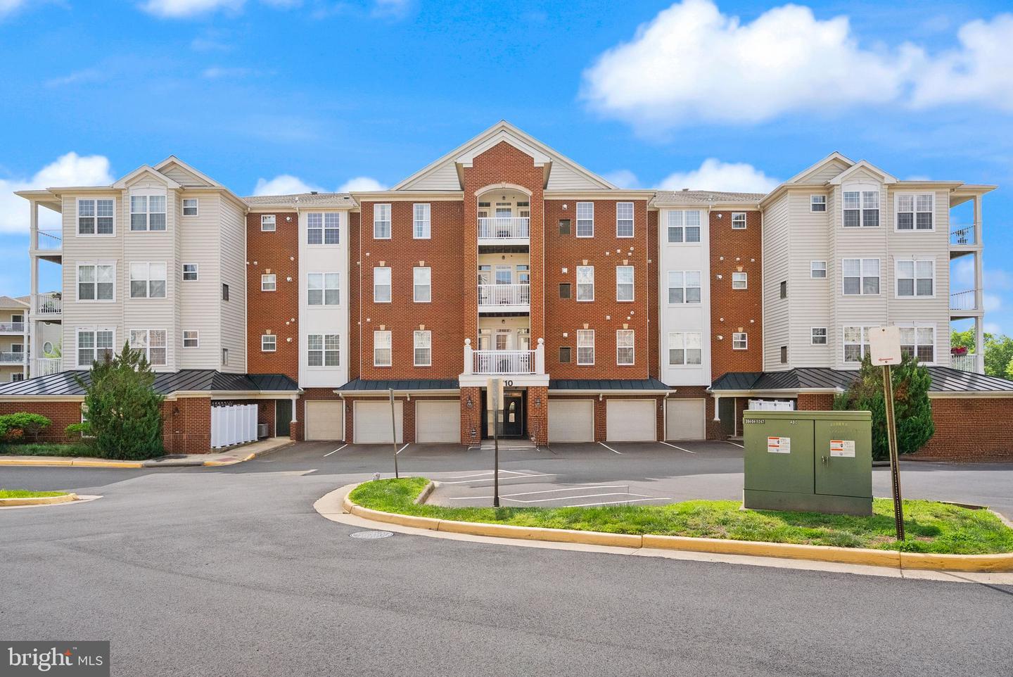 9710 Handerson Pl #unit 1 Property Photo 1