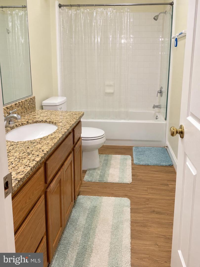9212 Andrew Dr Property Photo 16