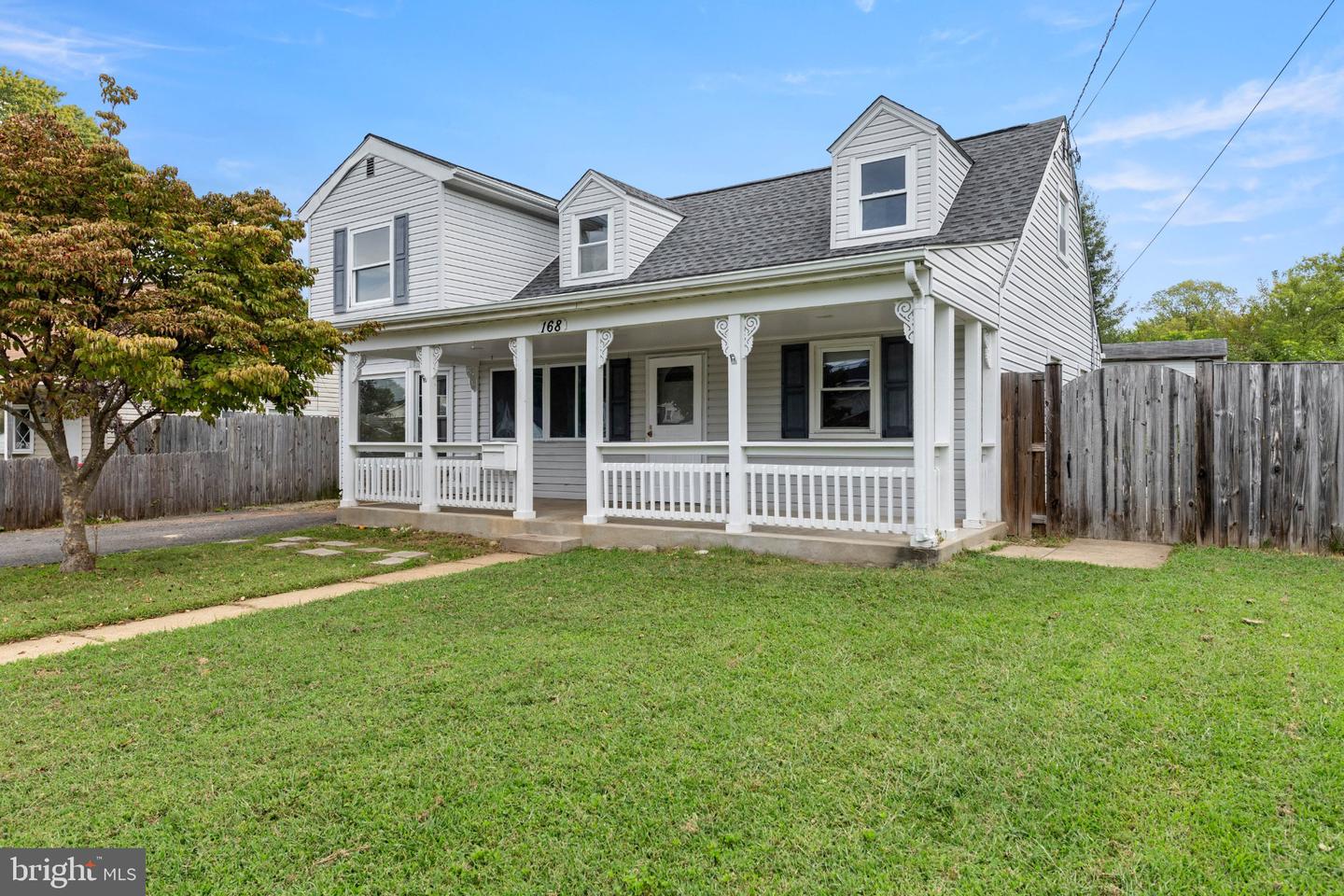 168 Manassas Dr Property Photo 2