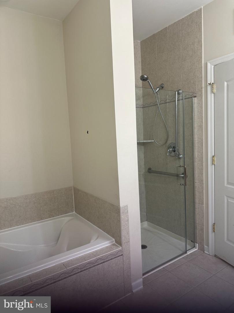 9712 Handerson Pl #102 Property Photo 9