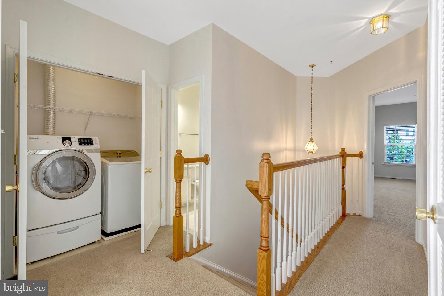9544 Walker Way Property Photo 16