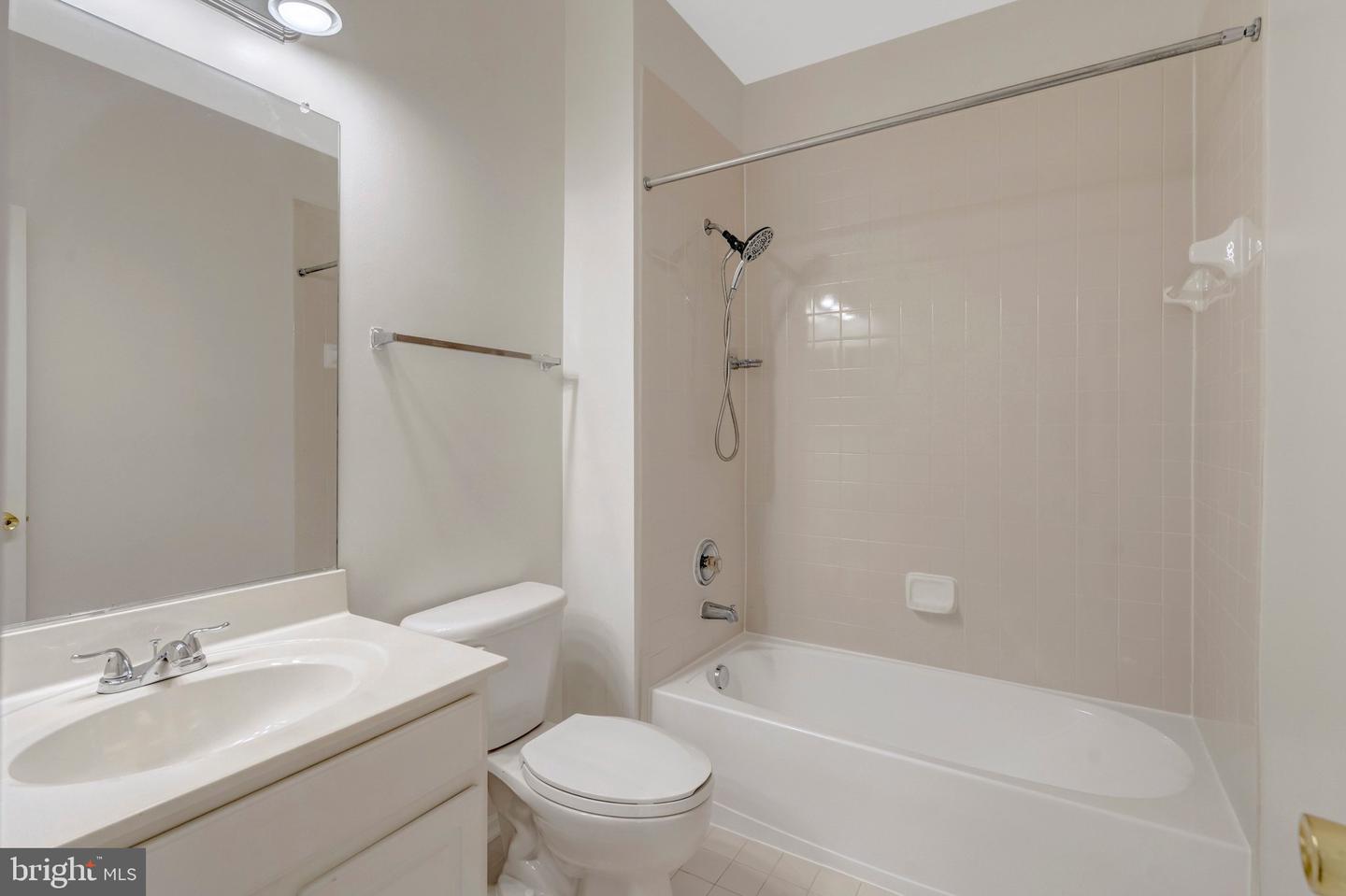 9544 Walker Way Property Photo 23