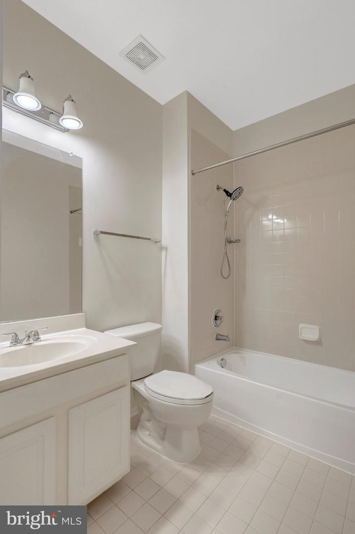 9544 Walker Way Property Photo 24
