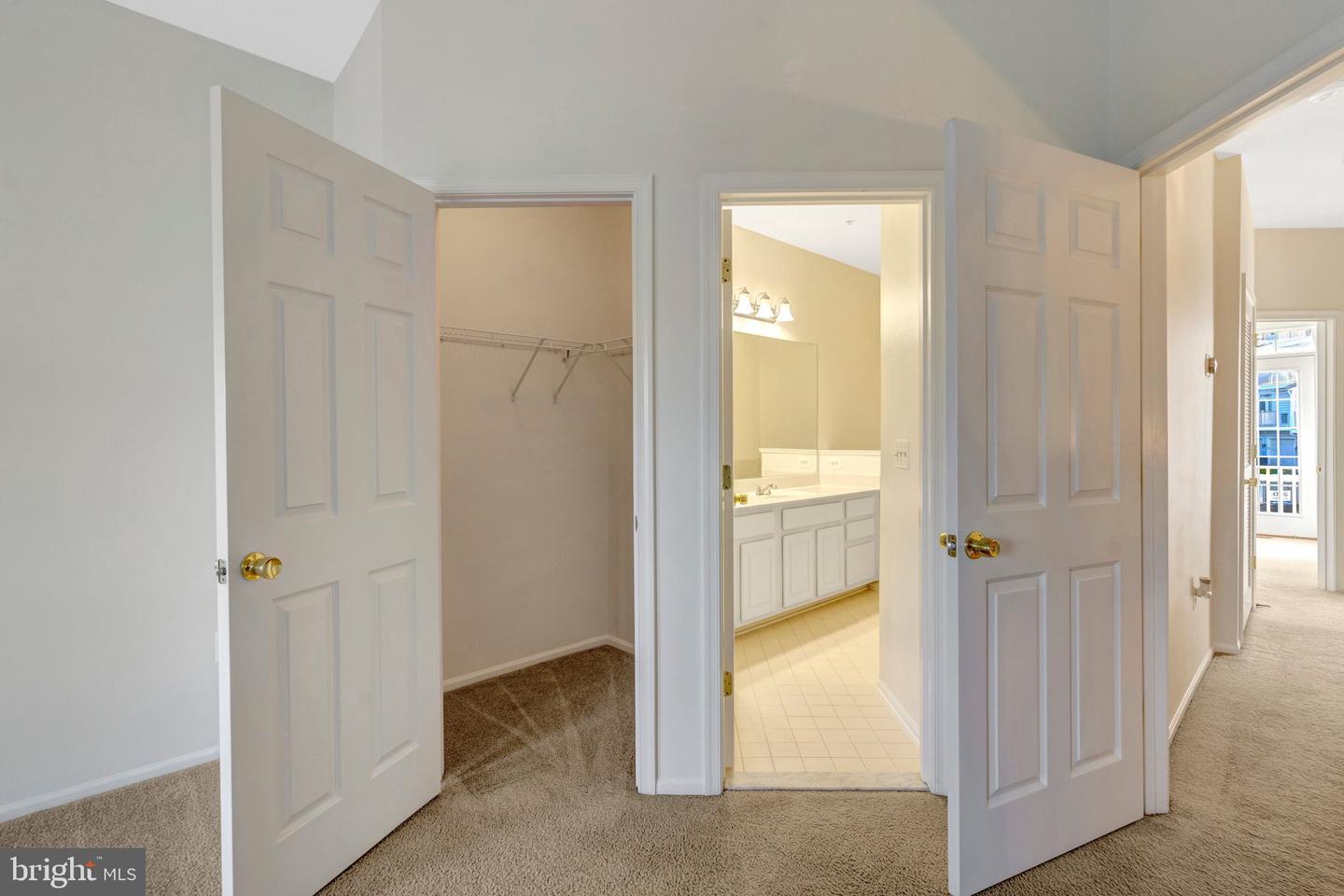 9544 Walker Way Property Photo 27