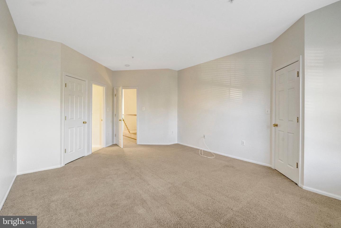 9544 Walker Way Property Photo 28