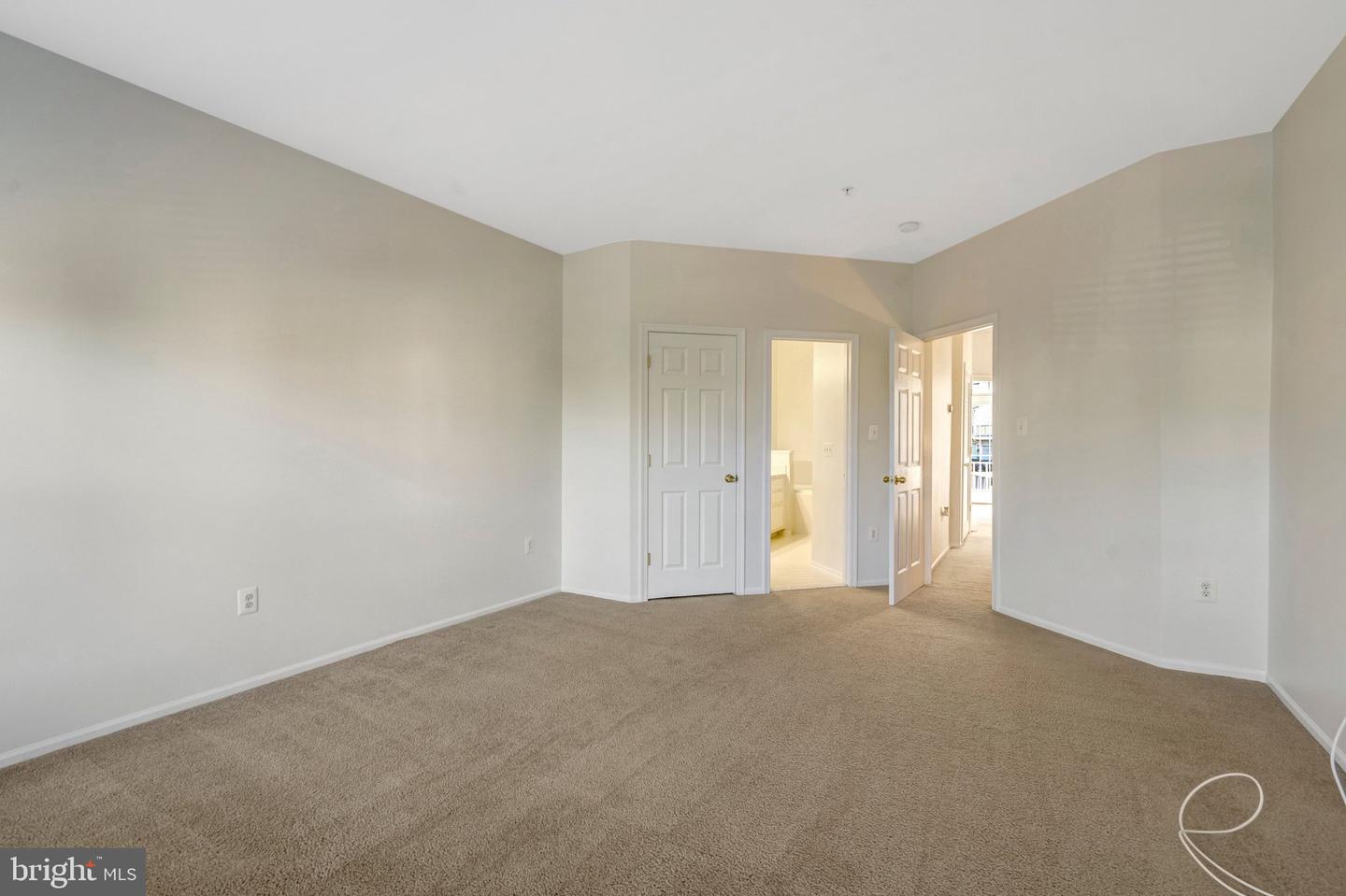 9544 Walker Way Property Photo 29