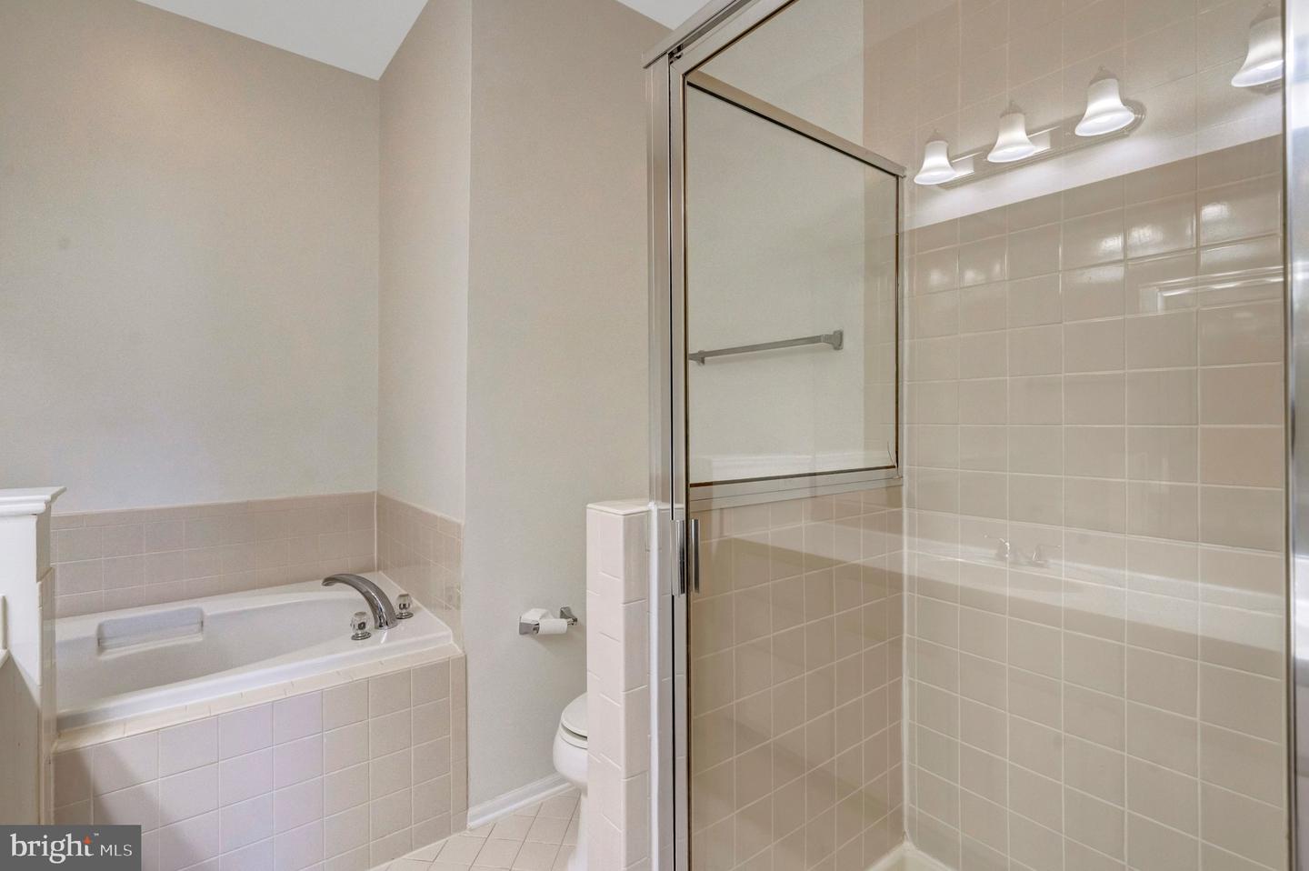 9544 Walker Way Property Photo 31