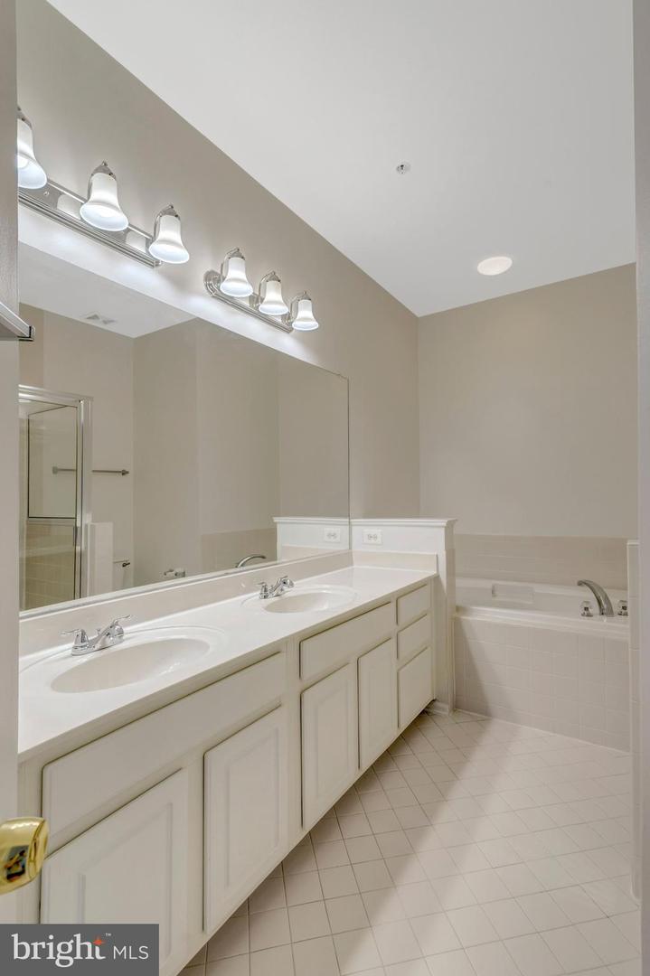 9544 Walker Way Property Photo 33