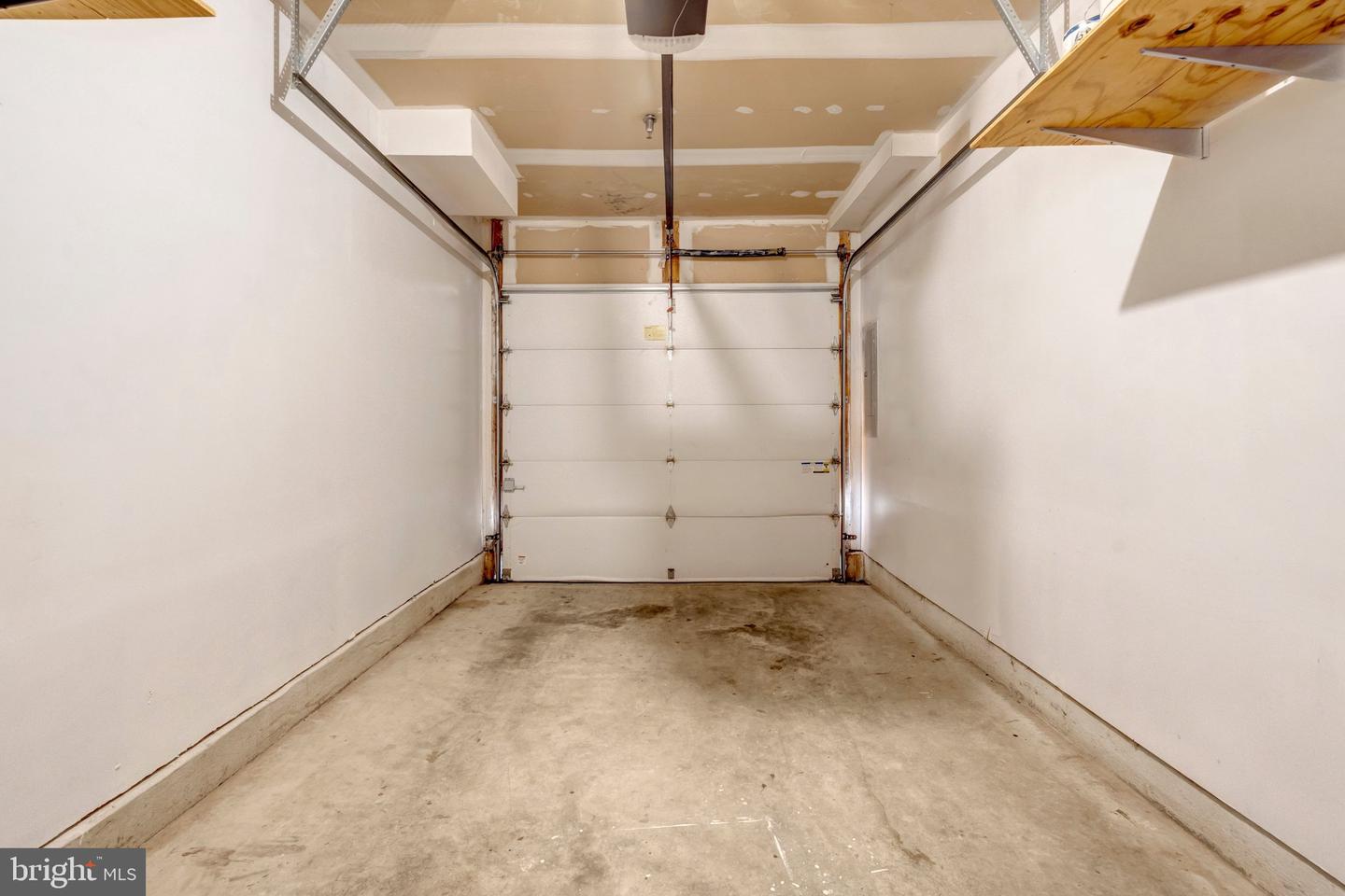 9544 Walker Way Property Photo 37