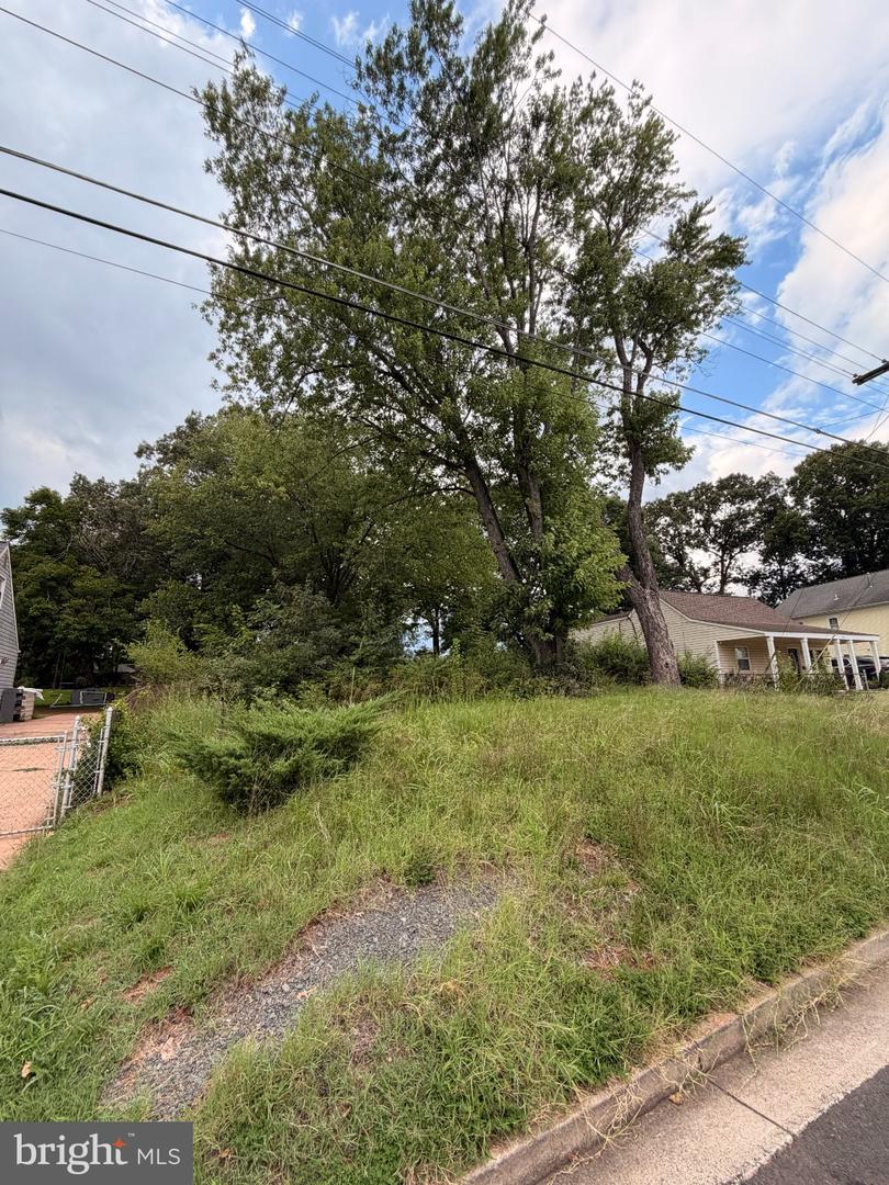 276 Moseby Dr Property Photo 1
