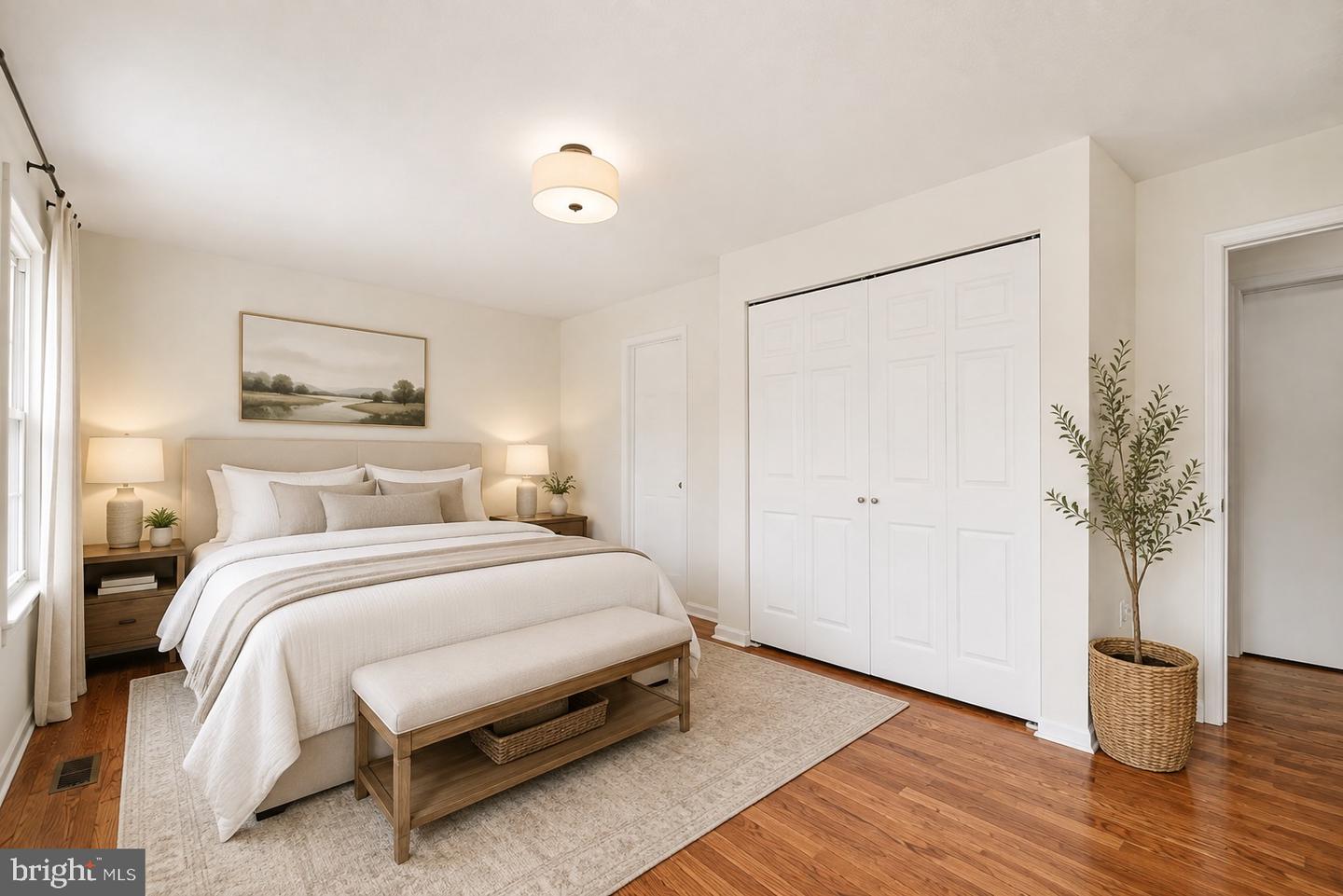 8526 Englewood Ct Property Photo 15