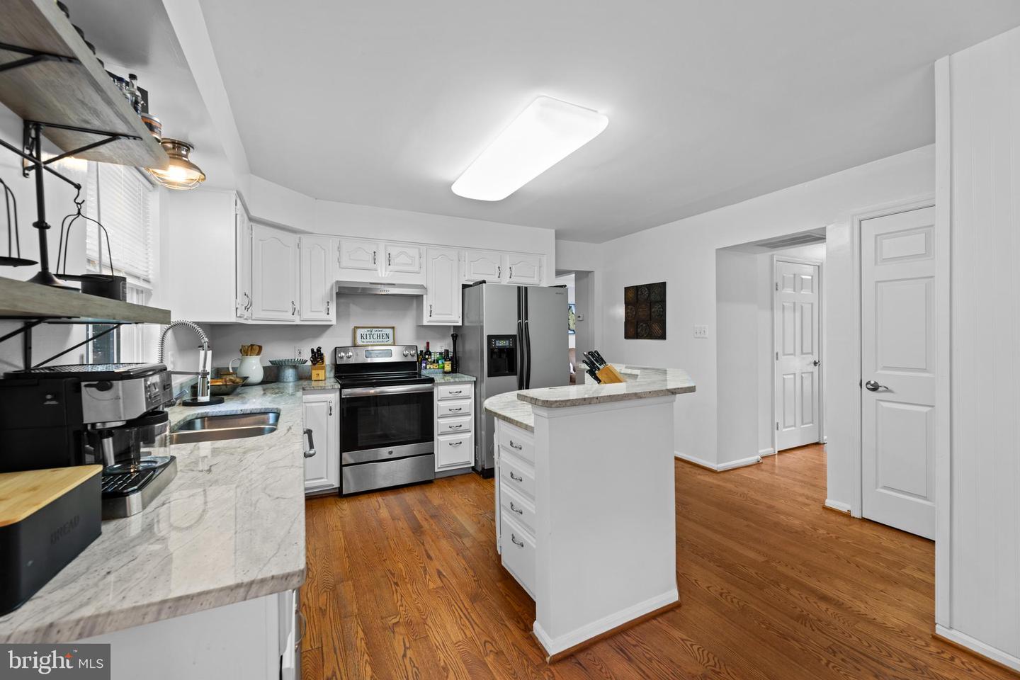 9261 Matthew Dr Property Photo 10