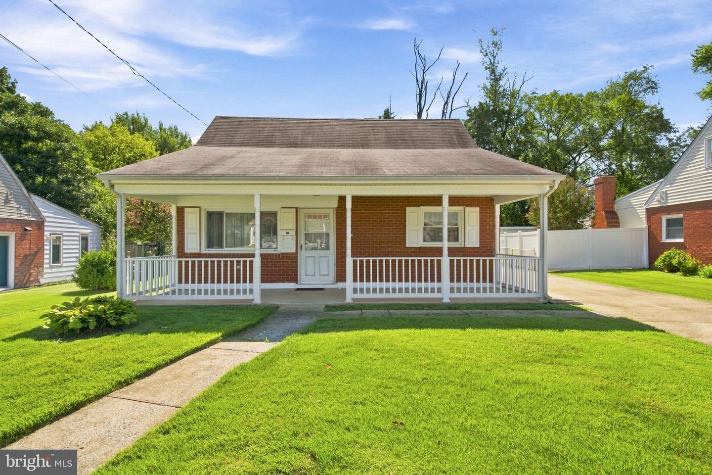 179 Colburn Dr Property Photo 1