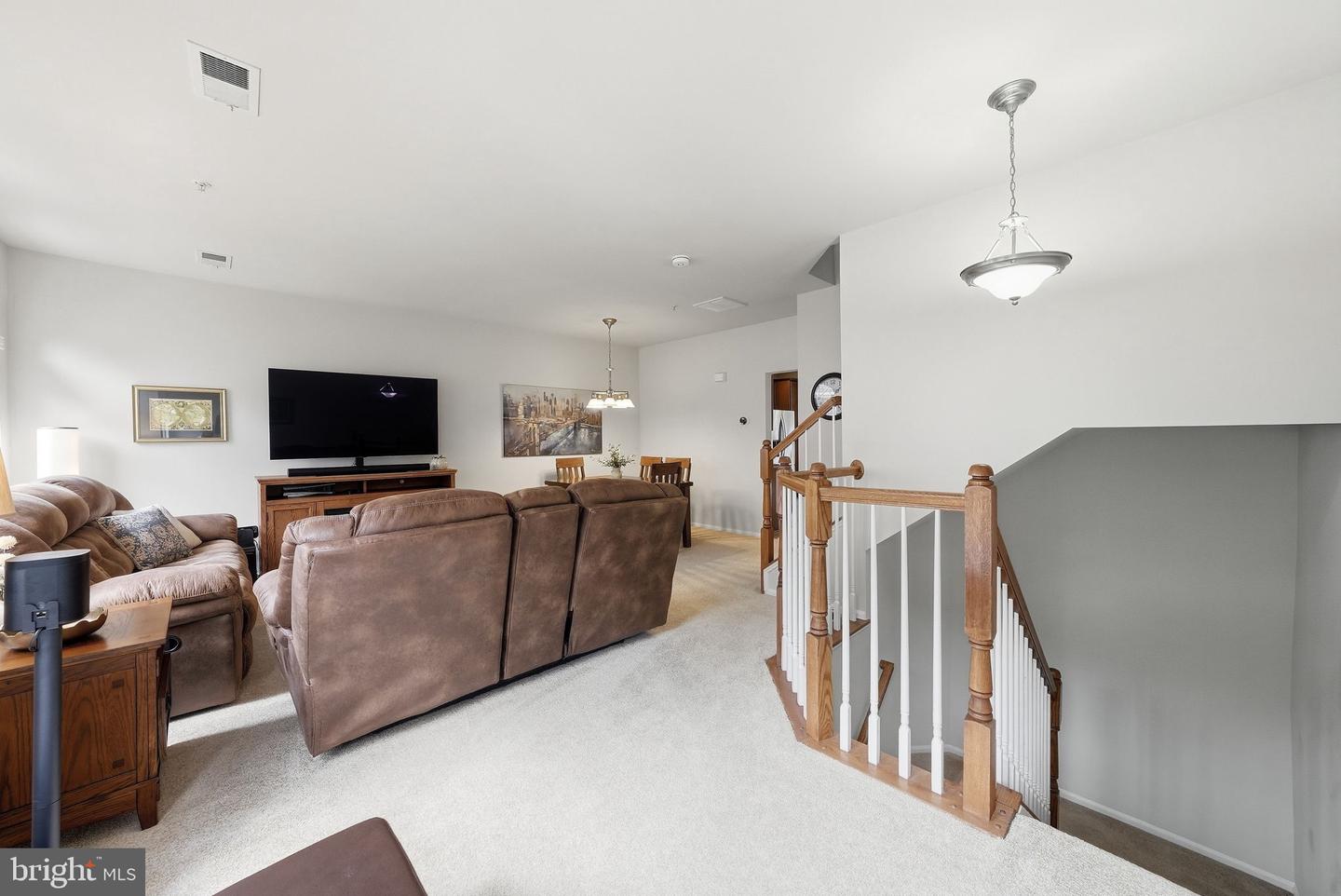 9585 Wheats Way Property Photo 10