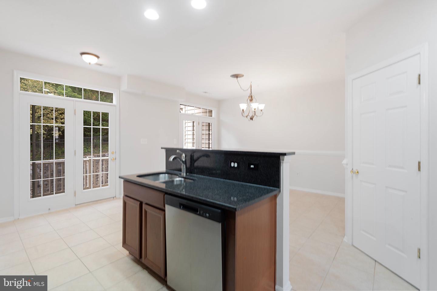9606 Wigfall Way Property Photo 7