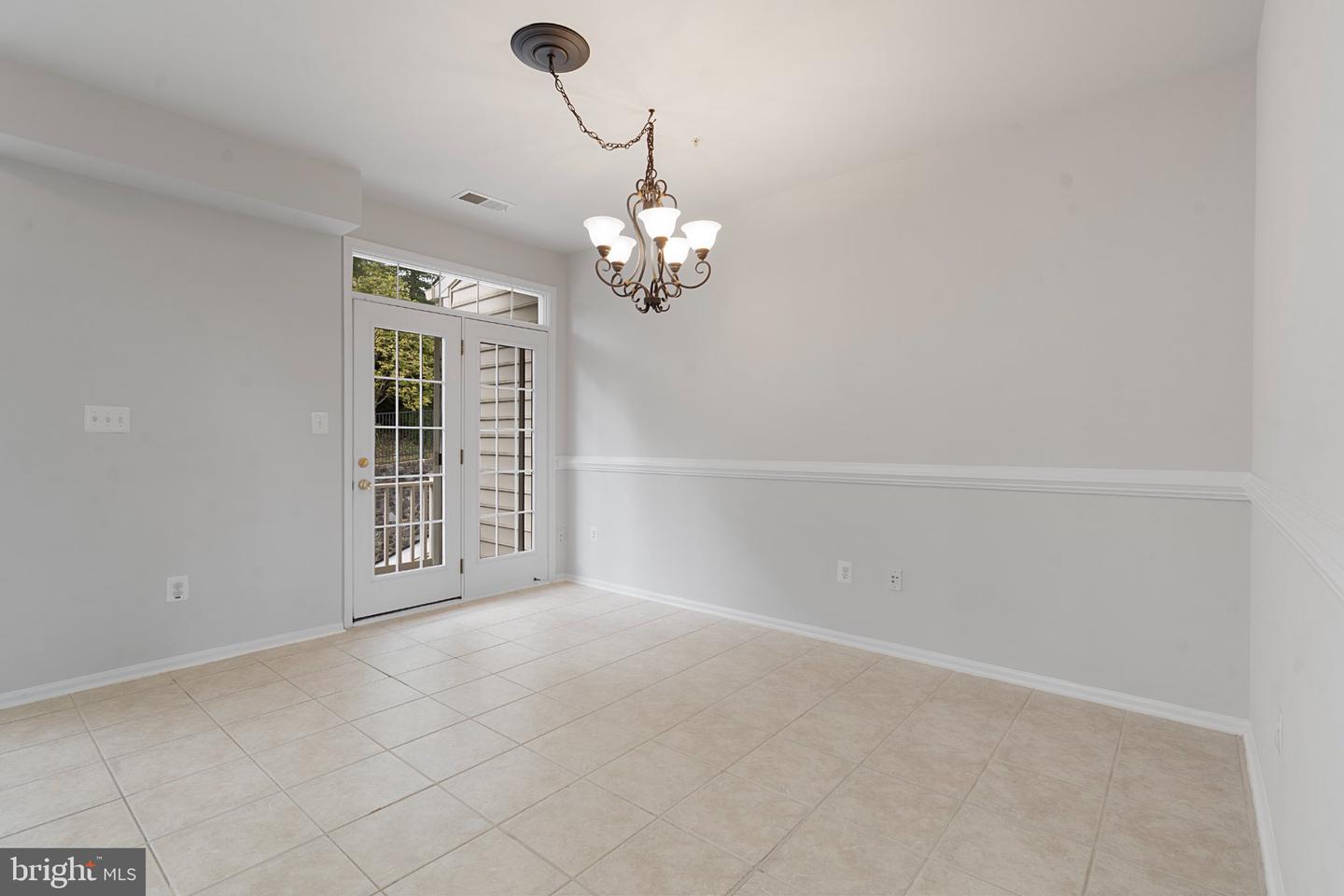 9606 Wigfall Way Property Photo 9