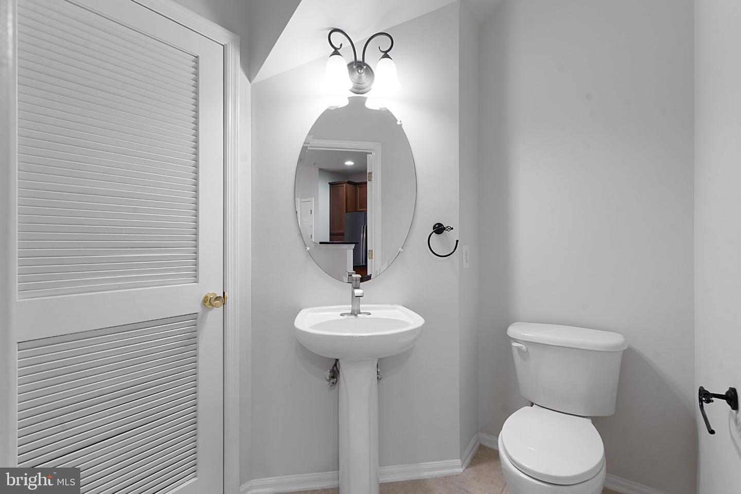 9606 Wigfall Way Property Photo 10