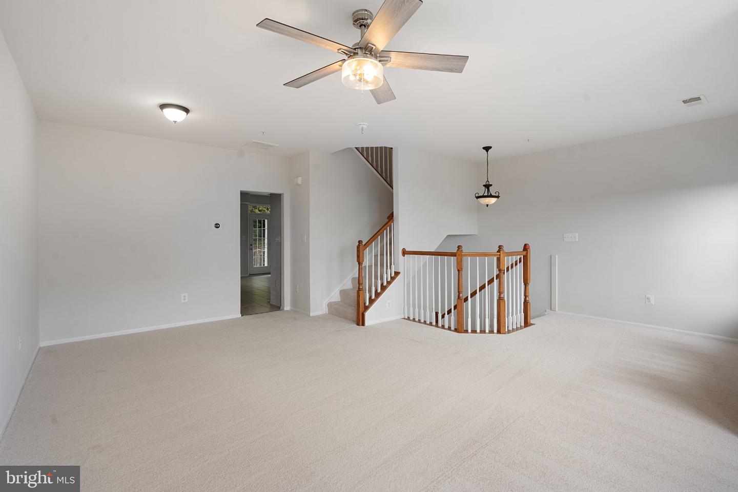 9606 Wigfall Way Property Photo 12