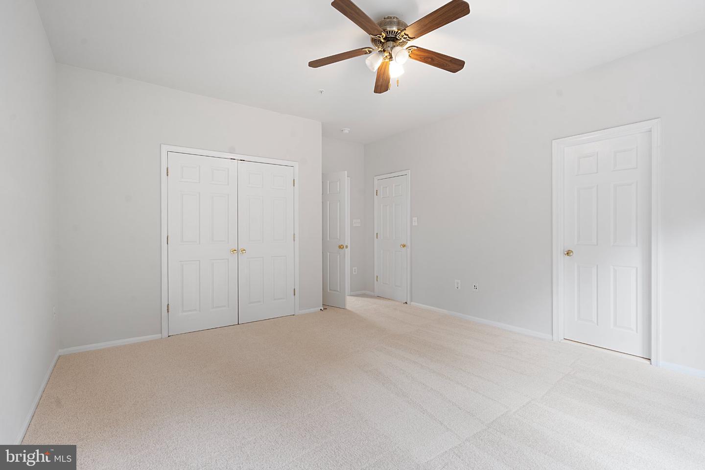 9606 Wigfall Way Property Photo 14