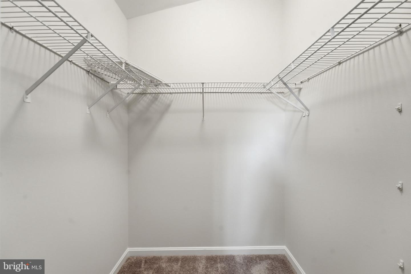 302 Moseby Ct Property Photo 17
