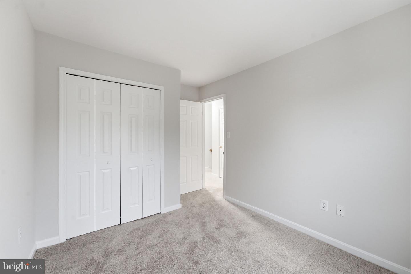 302 Moseby Ct Property Photo 19