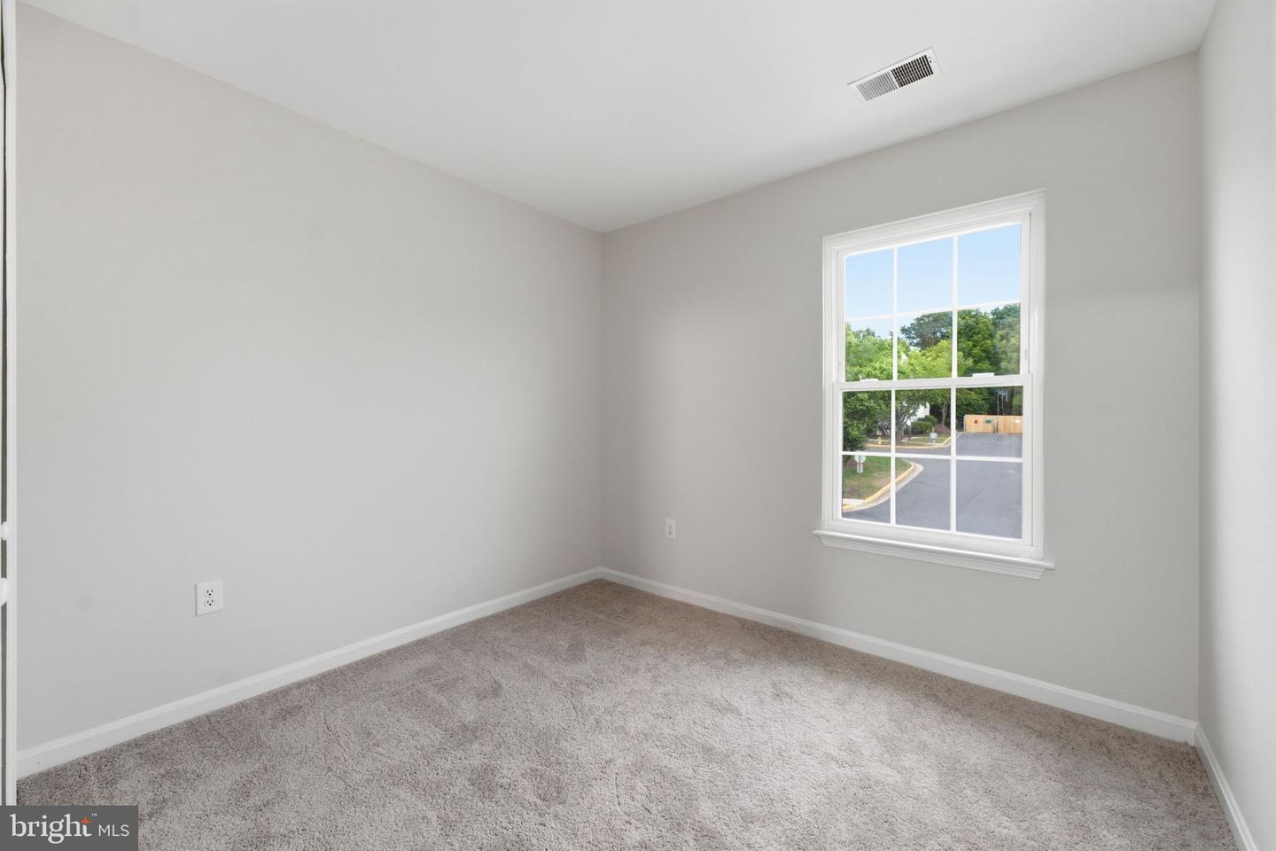 302 Moseby Ct Property Photo 21