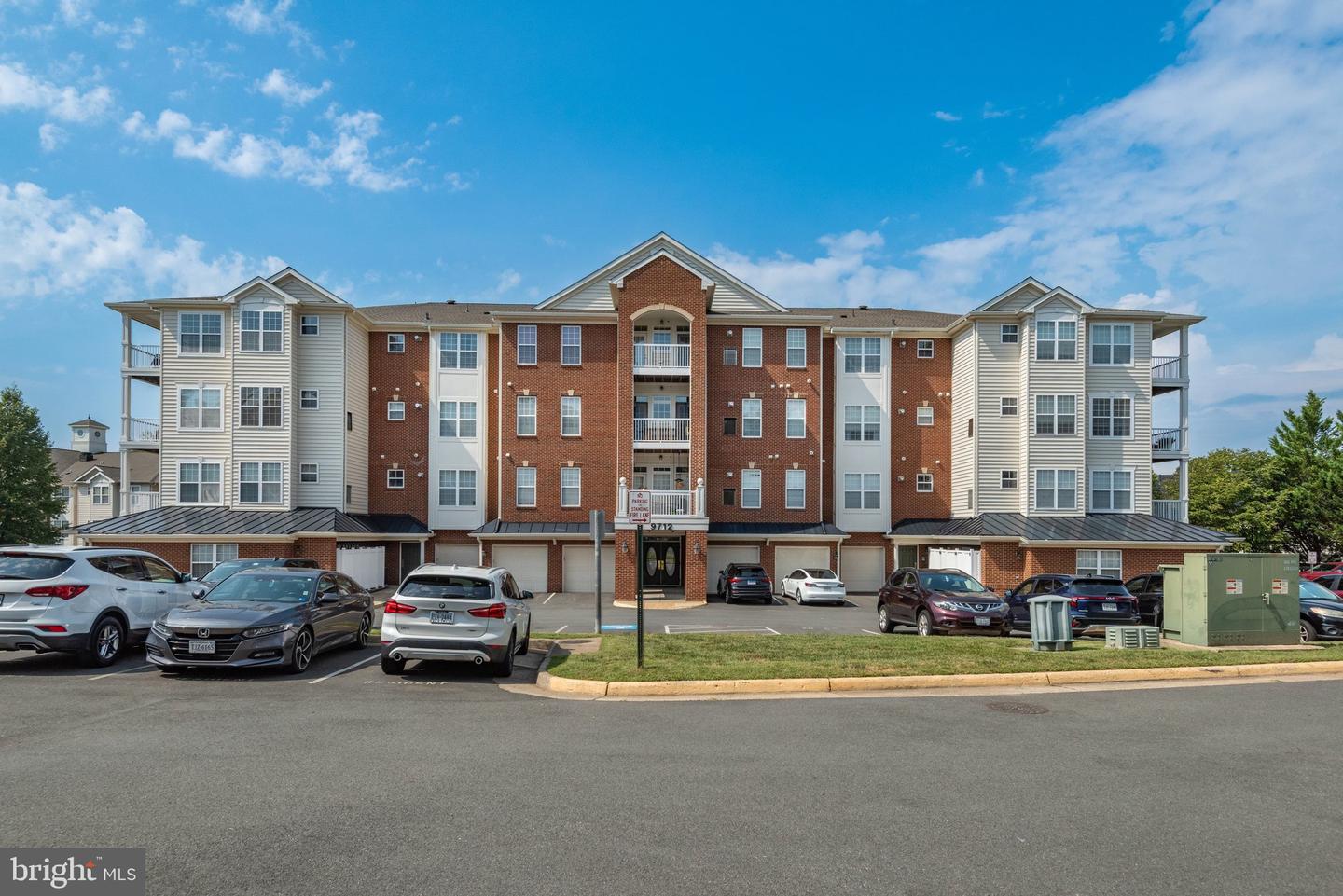9712 Handerson Pl #unit 301 Property Photo 1