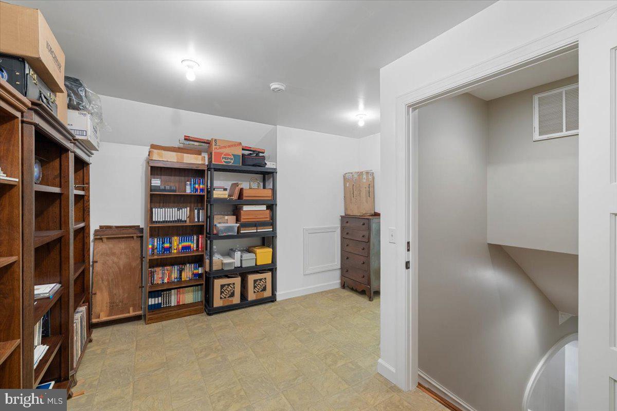 4255 Fortress Dr Property Photo 83