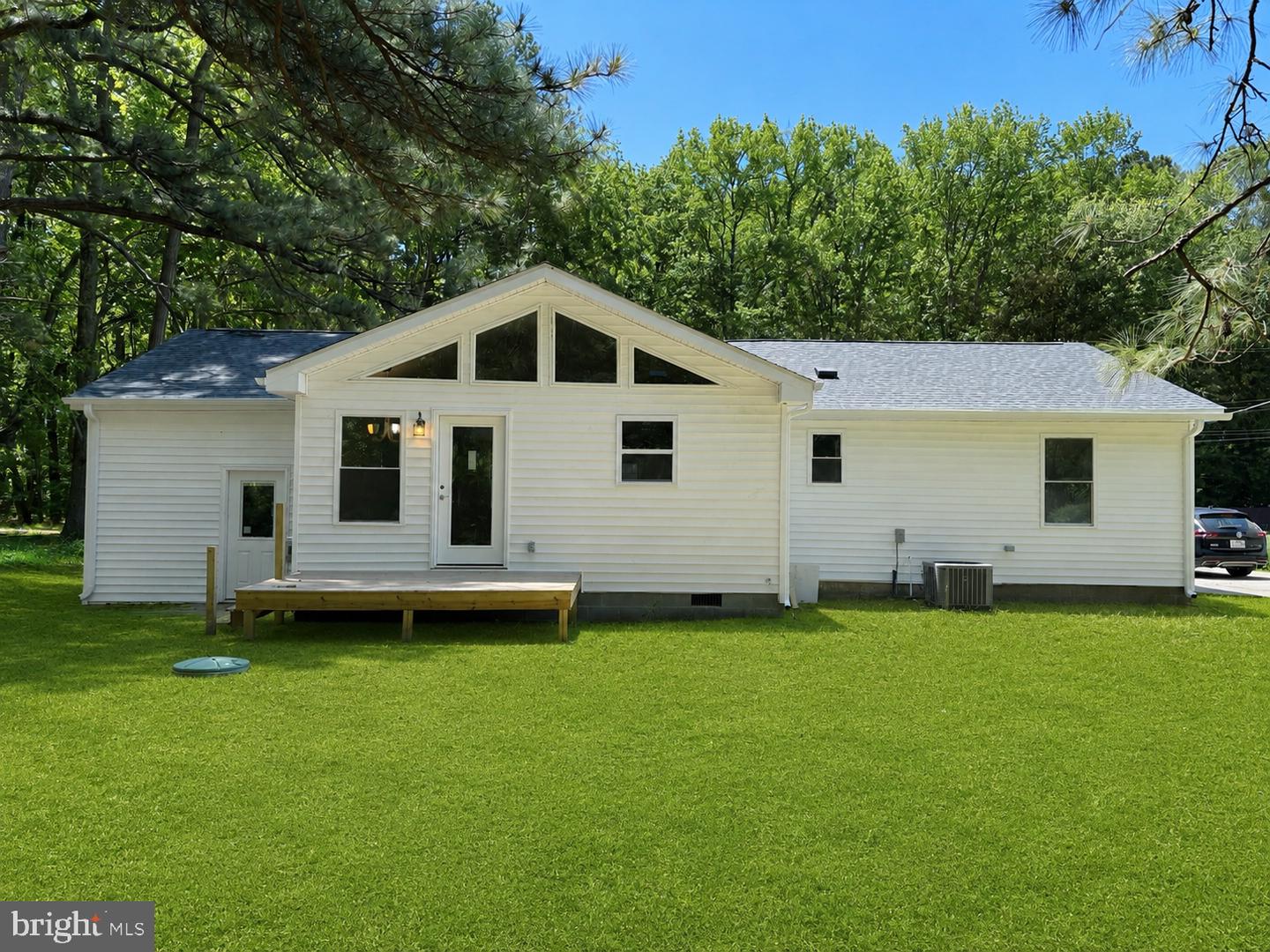 12199 Tower Way Property Photo 4