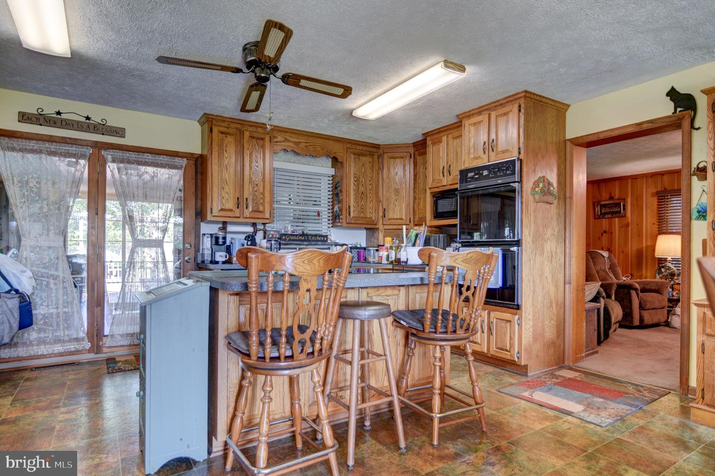 147 Freshwater Cove Ln Property Photo 6