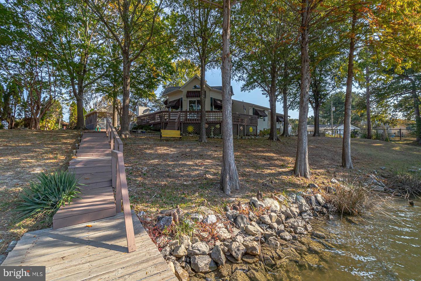 467 Harbor Dr Property Photo