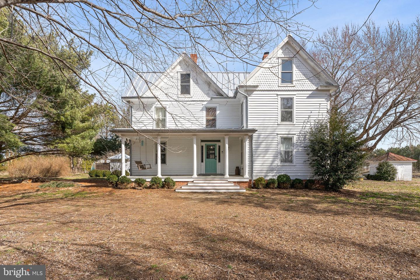 1092 Hull Neck Rd Property Photo