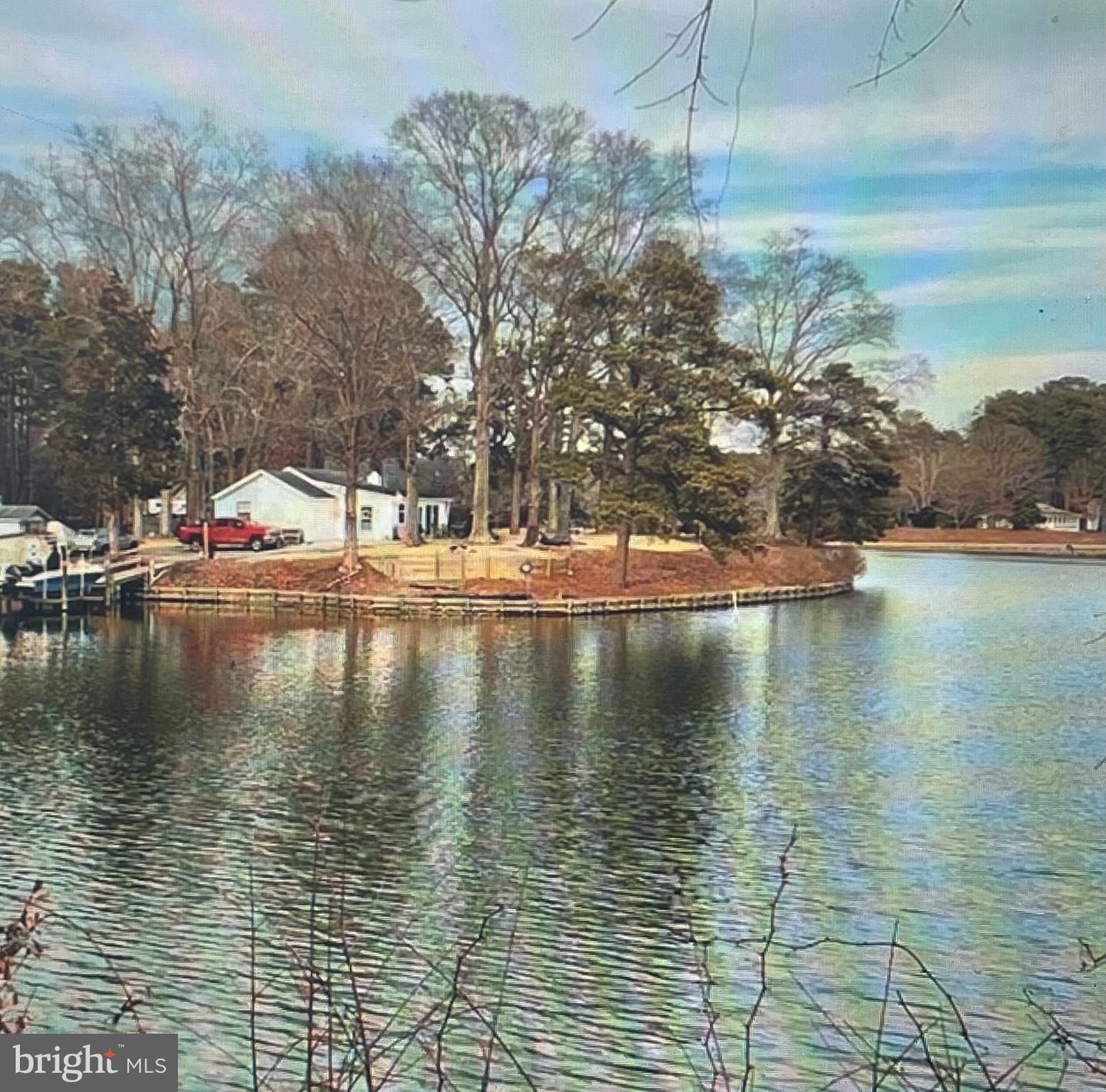 237 Hickory Ln Property Photo