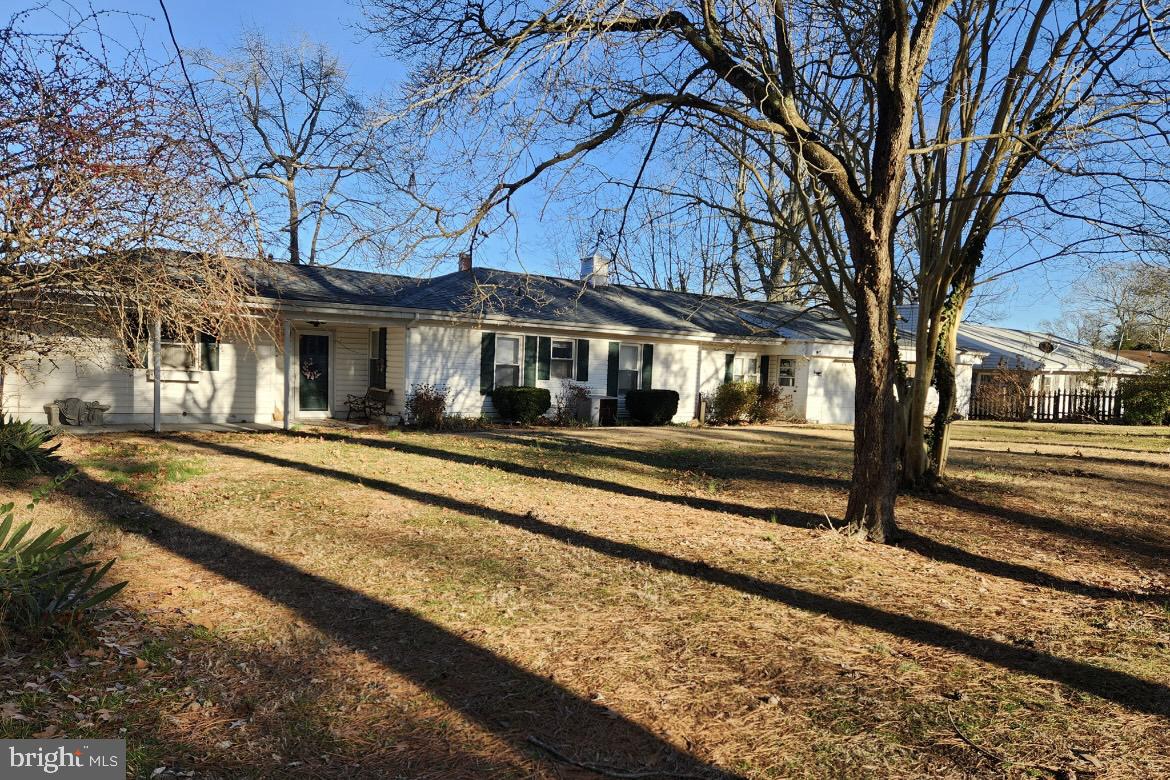 209 Lucom Point Dr Property Photo