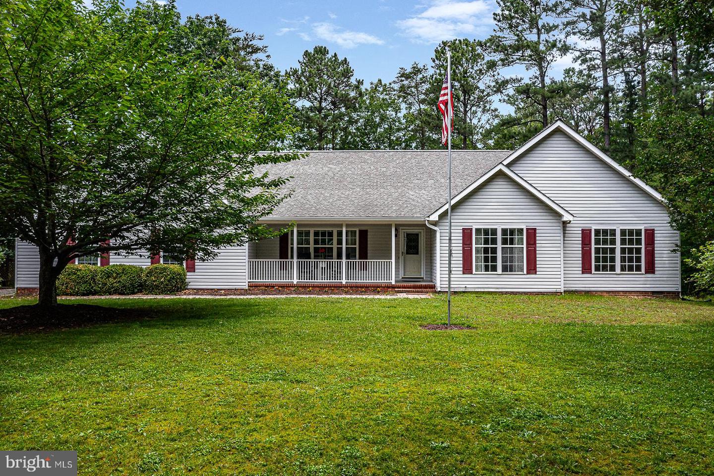 419 Greenwood Beach Road Property Photo 1