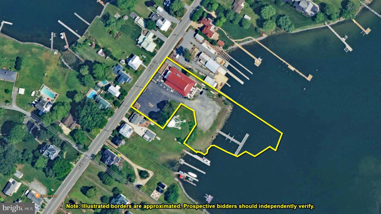 729 Main St Property Photo 10
