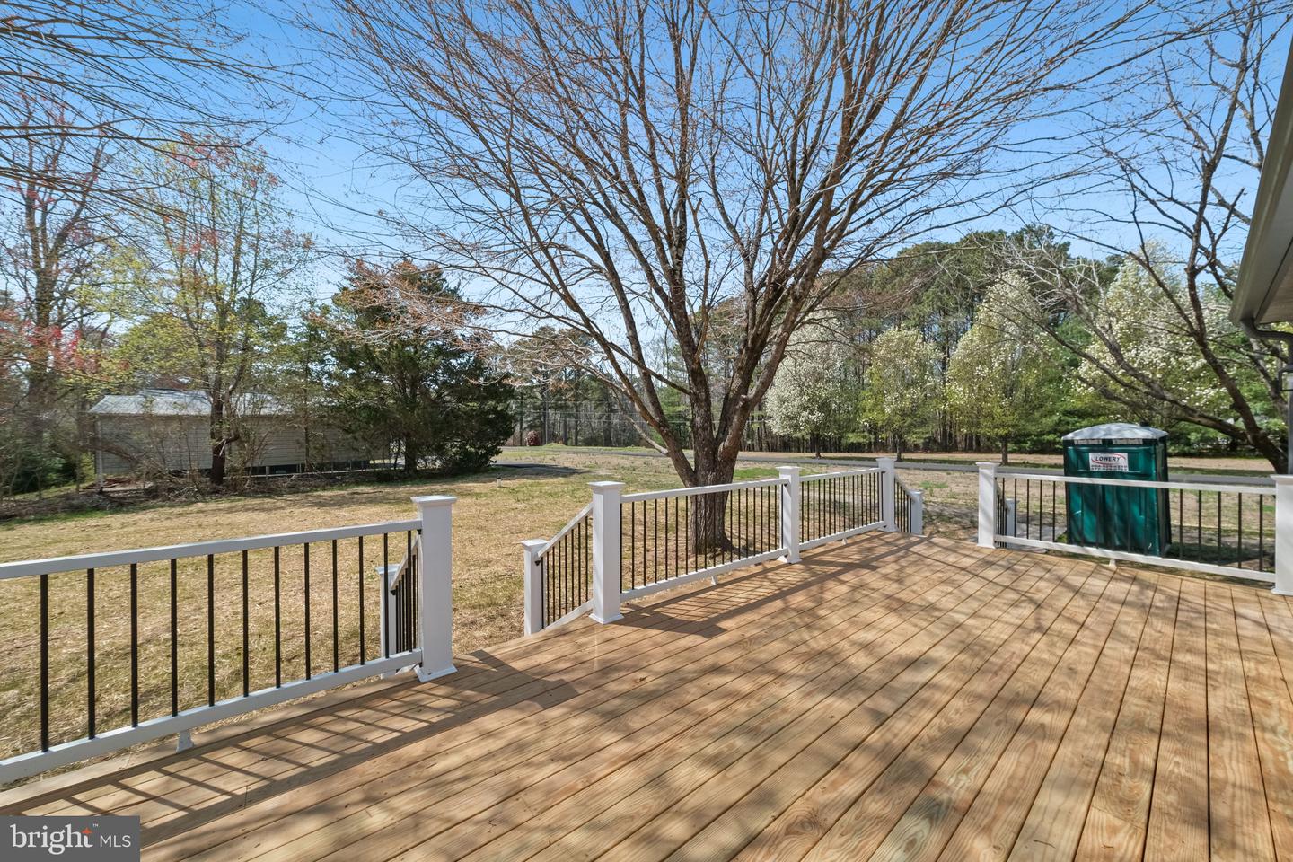646 Sandy Point Rd Property Photo 7