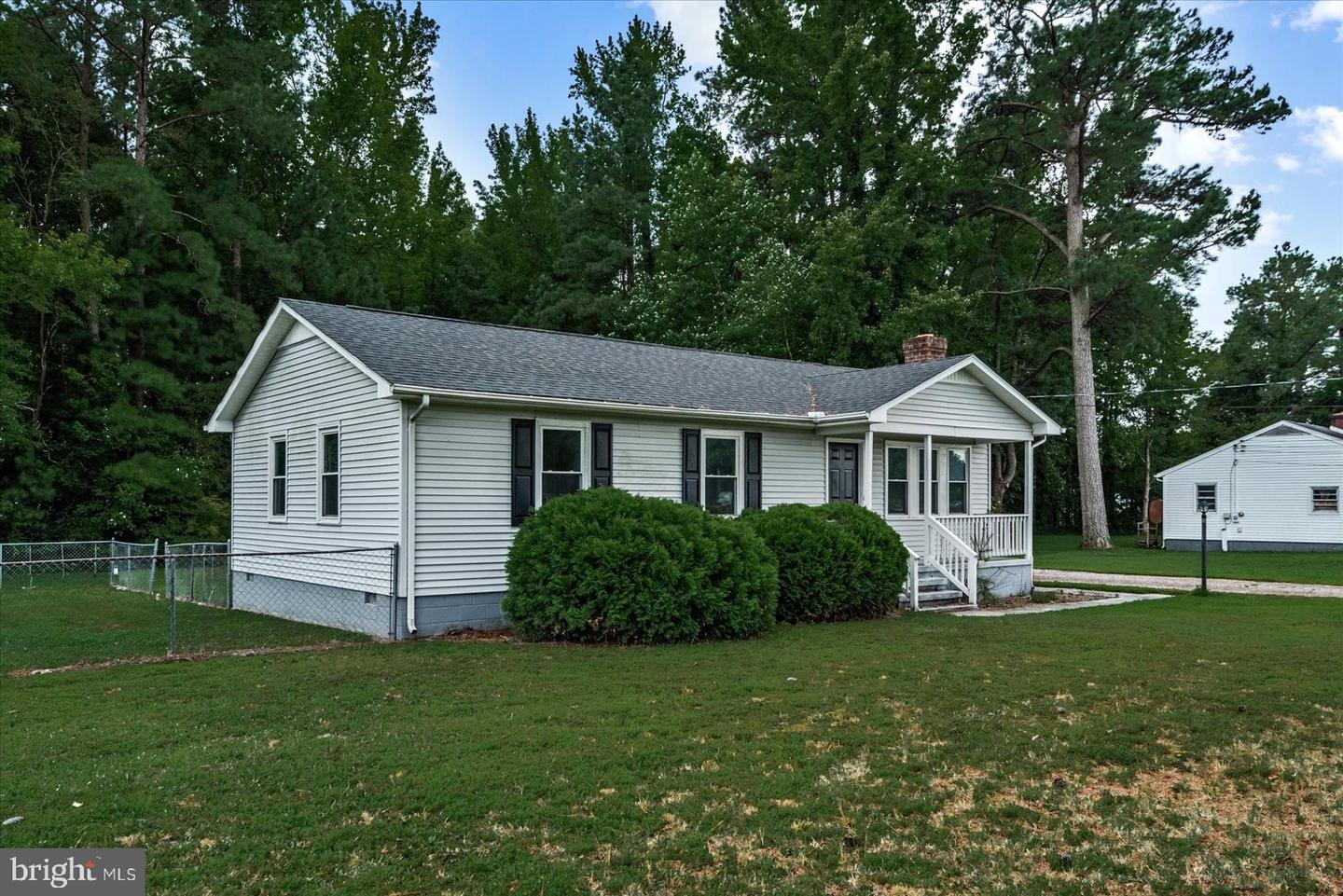 2010 Lake Rd Property Photo 8