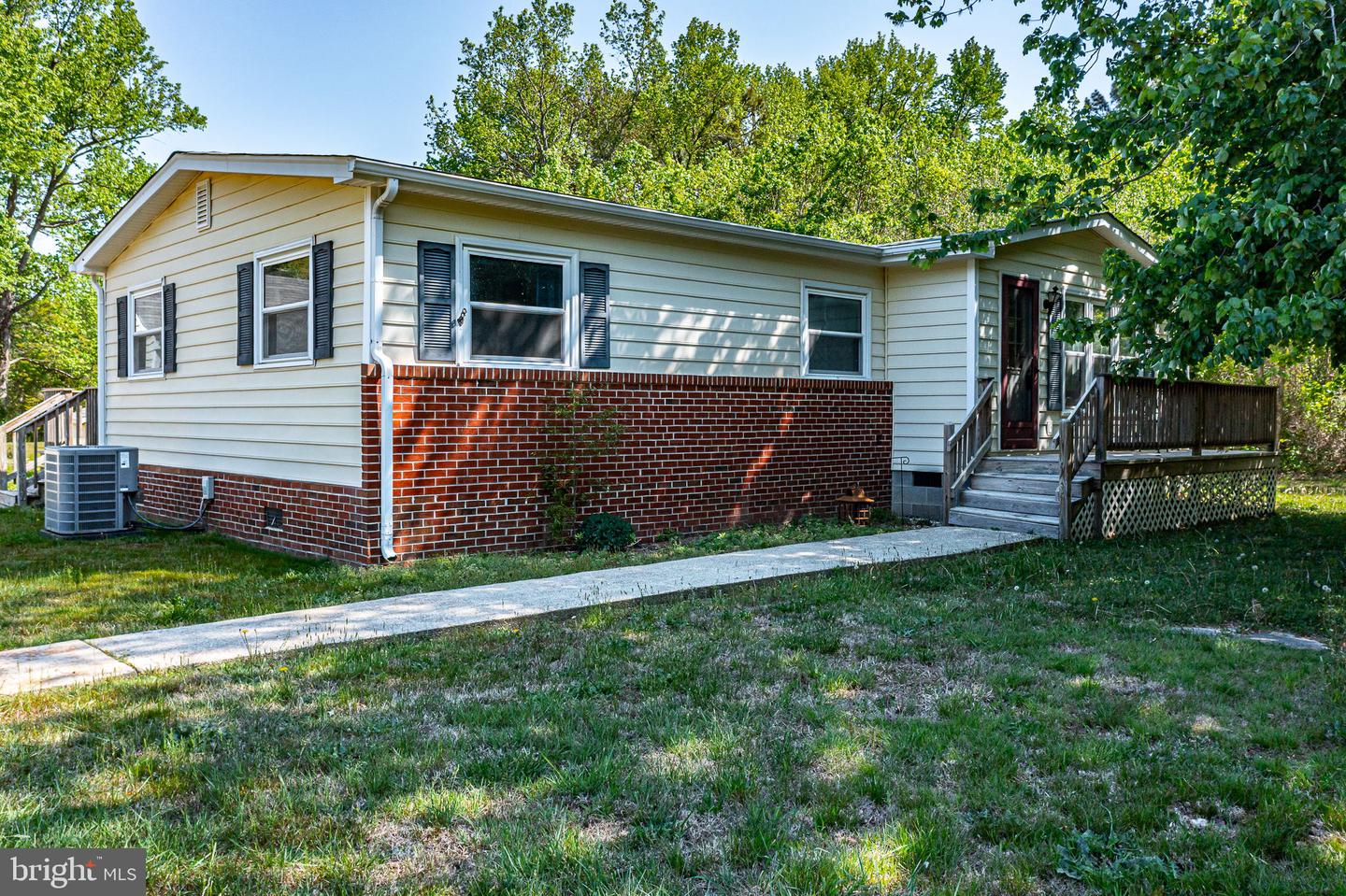 529 Taylors Beach Rd Property Photo 1